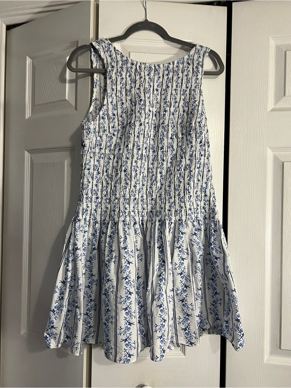H&M White and Blue Floral Sleeveless Sundress
